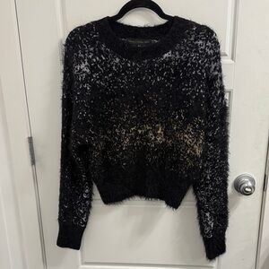 House of Harlow 1960 Cropped Long Sleeve Fuzzy Sweater Size Small Metallic Trim